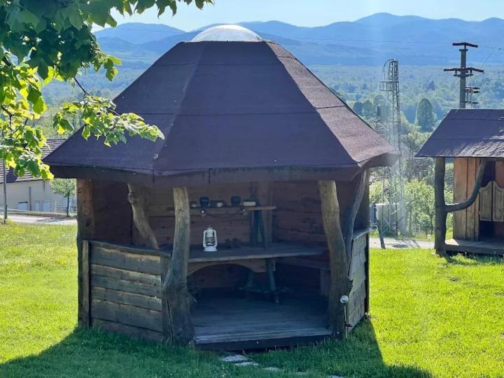 ホテル Camp The Sunrise Hill ピフカ エクステリア 写真